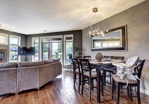 Luxurious Okanagan Lakefront Condo in West Kelowna