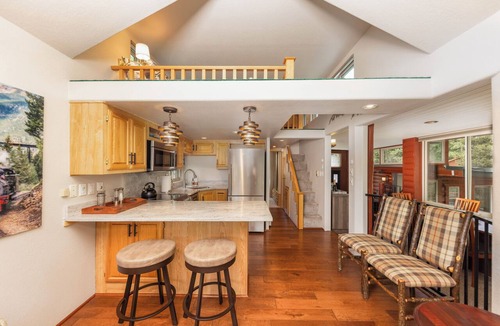The Highlands Ski Chalet | Magical Breckenridge Chalet on the Swan River close to clubhouse