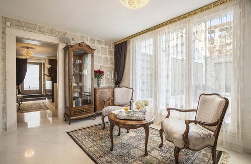 Split Bed & Breakfast | Splendida Palace