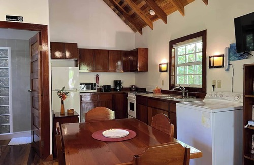 Caye Caulker House | Studio w/Pool, AC, Dock Access, Free Paddle boards