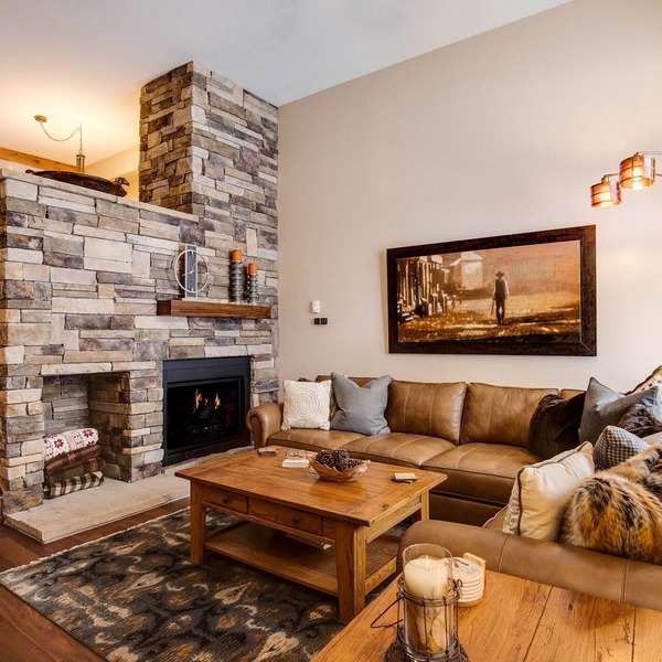 Spacious Mountain Townhouse. Great Location! in Breckenridge