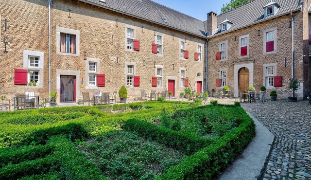 Apartments "Meschermolen" located 10km from Maastricht in Mesch-Eijsden