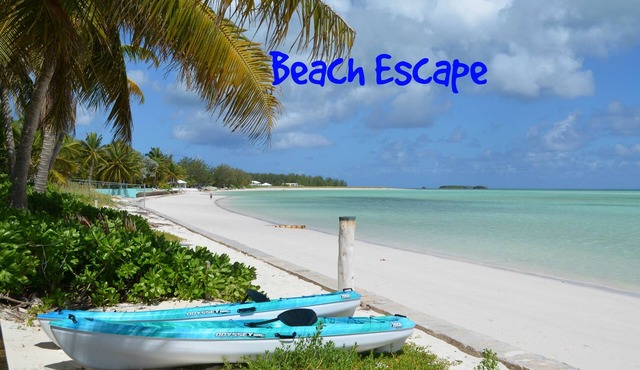 Beachfront one bedroom studio with full kitchen, covered porch and open deck. in Spanish Wells