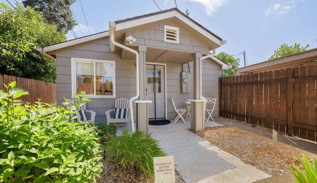 Charming Cozy Casita in Eugene, perfect for couples in Eugene