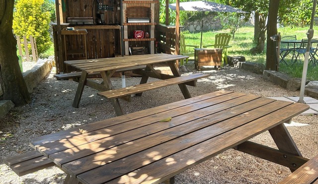 Comfortable getaway near Braga 2 bedrooms - Up to 5 people in Crespos