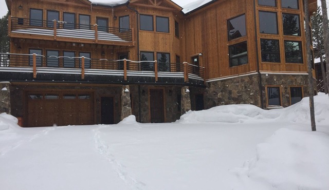 Custom 5 Bedroom/6 Bath TRUE Ski-in/Ski-out Home with the highest amenities! in Breckenridge
