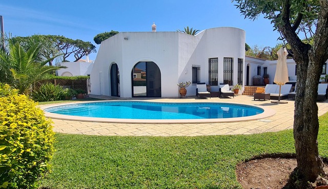 Dunas Douradas Beach Villa in Vale do Lobo