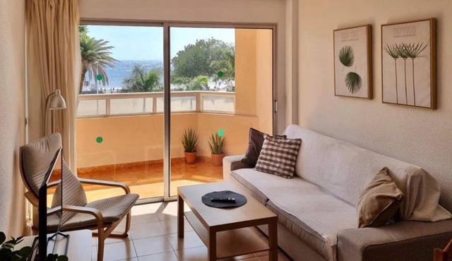 Durazno Sur 103 Near Beach with Balcony & Wi-Fi in El Médano