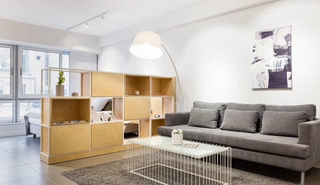 Ermou str. Elegant 1BD Apartment - White in Athens
