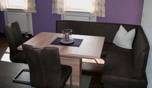 Ferienwohnung Lavendel, 2 Personen, 62 m², Du/WC, 1 Schlafzimmer, Balkon, free Wlan, Infrarot-Wärmekabine, Nichtraucher in Ramsau bei Berchtesgaden