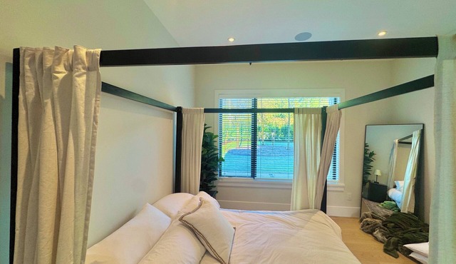 FIFA World Cup. Brand new 6 BD, 8 BA, Whiskey Room, Games room+ more in West Vancouver