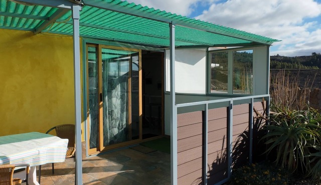 Kleines Ruhiges Duplex Ferienhaus mit Sonnenterasse , Garten und Liegeflaeche in Los Blanquitos