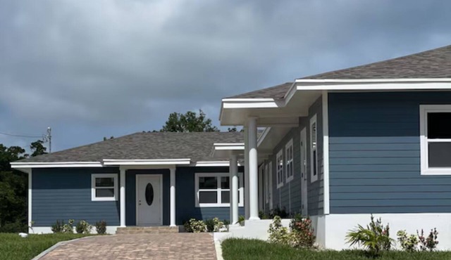 Luxurious Exuma 2 Bdrm Apartment, Newly Built, #2 in Farmer's Hill