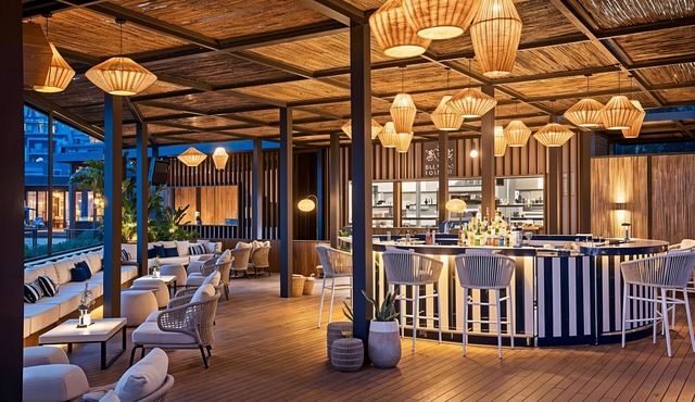 Luxury Seaside Flat with 5-Star Hotel Amenities & Private Beach in Bodrum