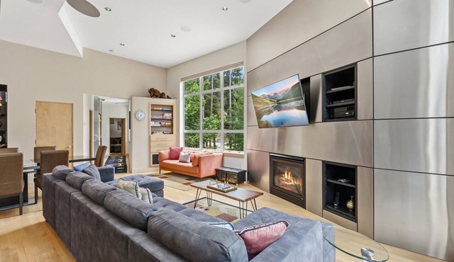 Modern 4Br + Den Home in Breck!- Moonstone Modern in Breckenridge