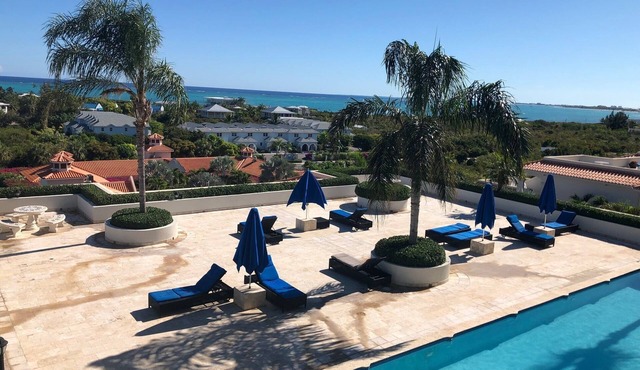 ☀️ 🏖 Modern Luxury Ocean View One Bedroom Condo 🏝☀️ in Providenciales