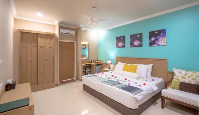 Noomoo Grand & Spa in Fehendhoo