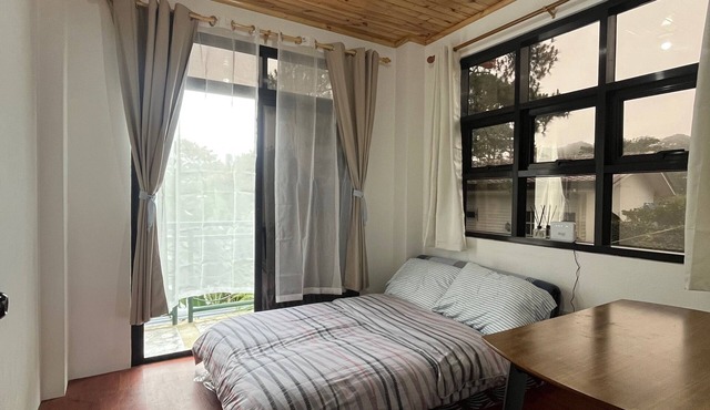 Peaceful 2-bedroom lodge in charming Baguio City, getaway for golf courses in Baguio City