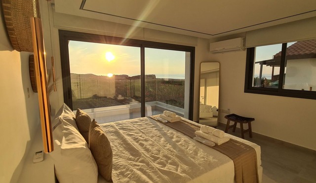 Phaedrus Living: Venus Seaview Lighthouse Villa in Paphos