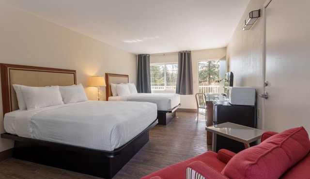 Riverfront Inn Roseburg in Roseburg