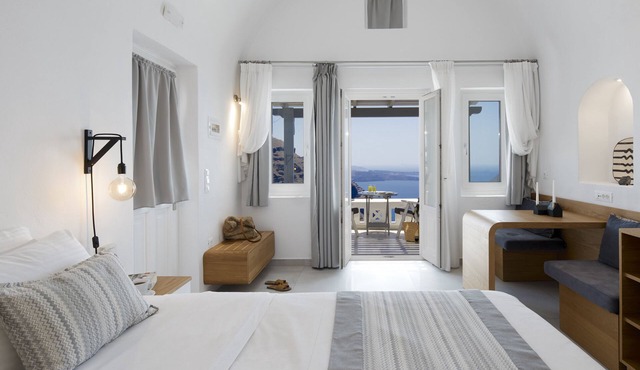 Santorini Princess Spa Hotel in Santorini