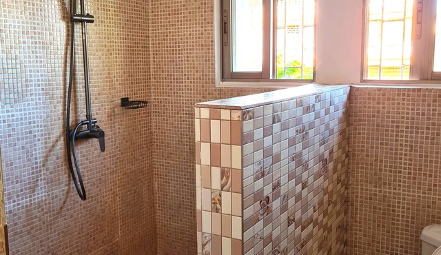Spacious, fully-equipped apartment with air conditioning+wifi+guardians in diego-suarez