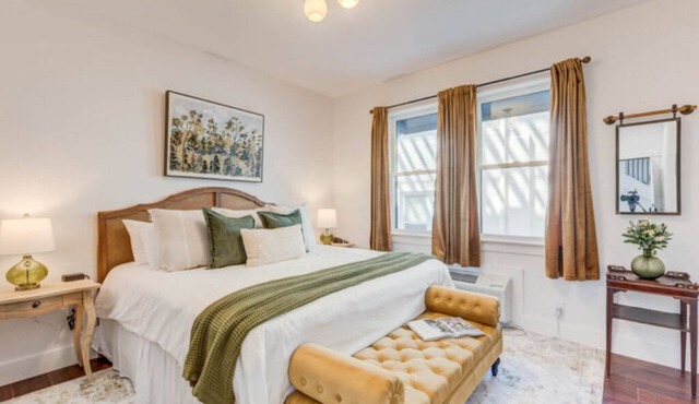 The Golden Hour Room in Manteo