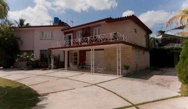 Villa Cacique in Havana