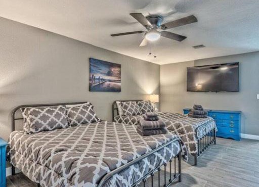 Villa Ellington, Exclusive 11BR Estate with Private Pool in Las Vegas