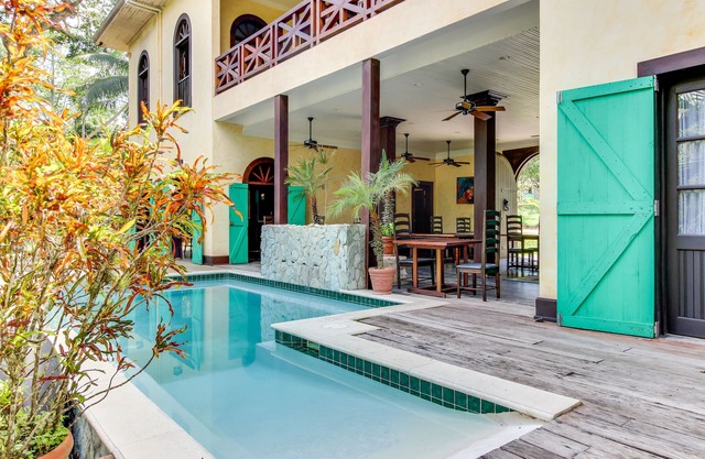 Deluxe Studio with Riverfront Location, WiFi, AC, & Pool in San Ignacio