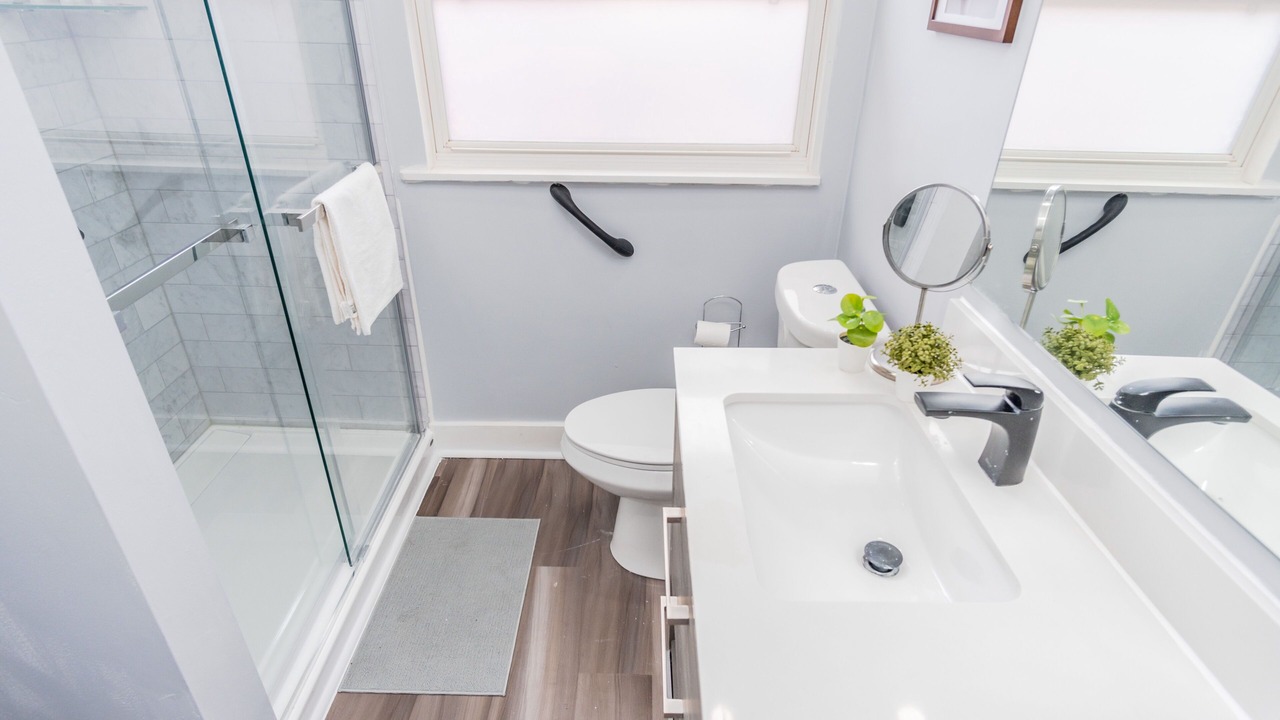 Photo of Bathroom in Wasaga Beach