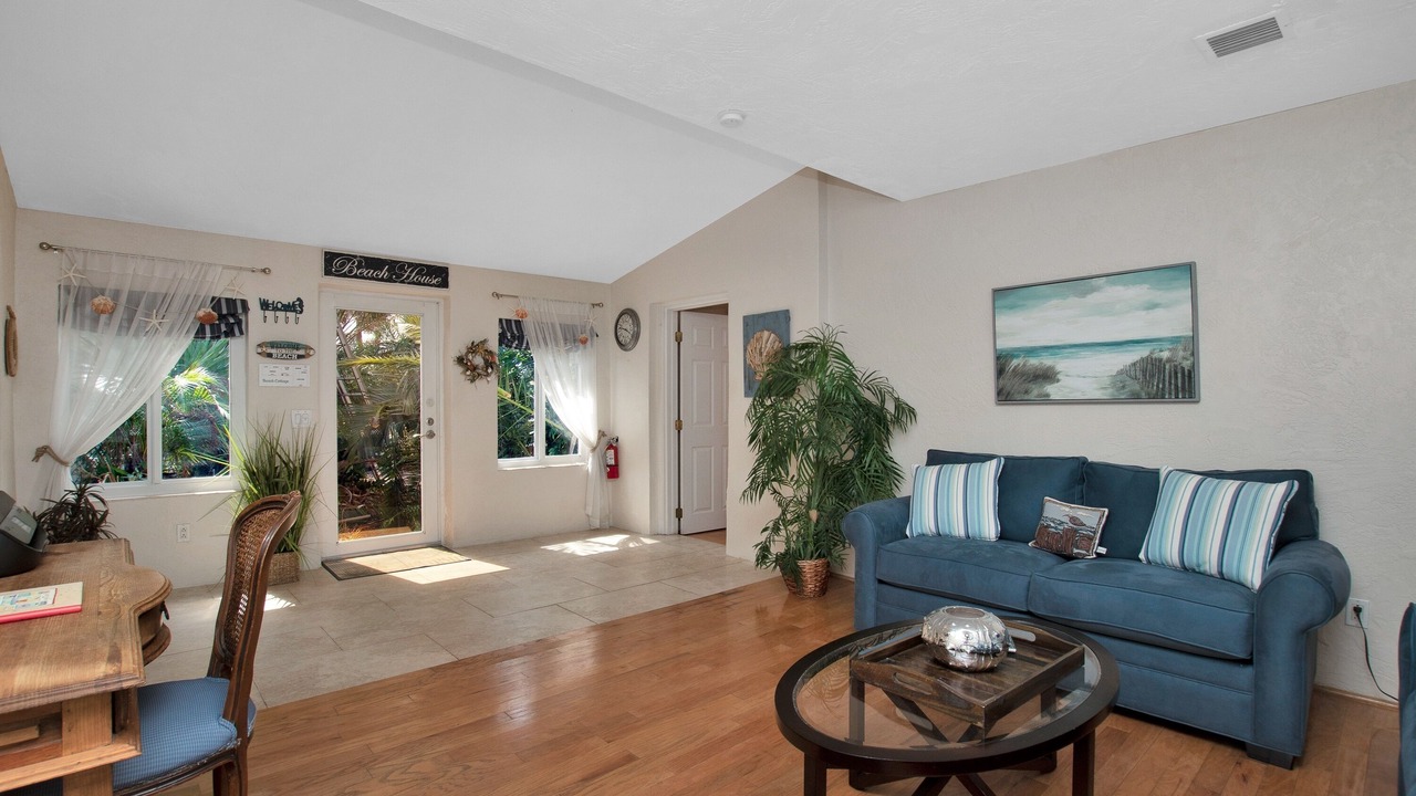 Photo of Bedroom in Tavernier