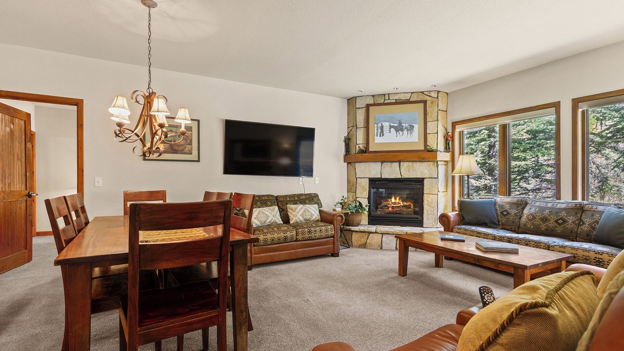 Photo of Livingroom in Four O'Clock
