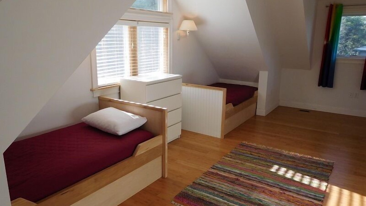 Photo of Bedroom in Indian Neck Heights