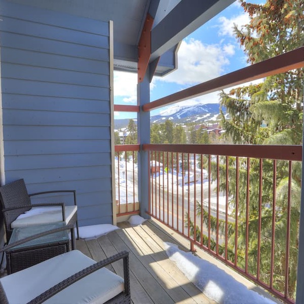 4br Renovated - Sleeps 12- Downtown Breck by RedAwning in Breckenridge