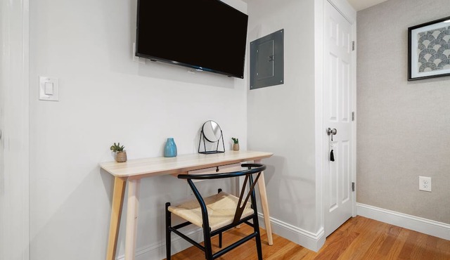 Rise Suite at The Hygge House in Newburyport