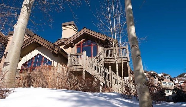 Spacious Condo + Balcony | Access Pool & Hot Tubs! in Edwards