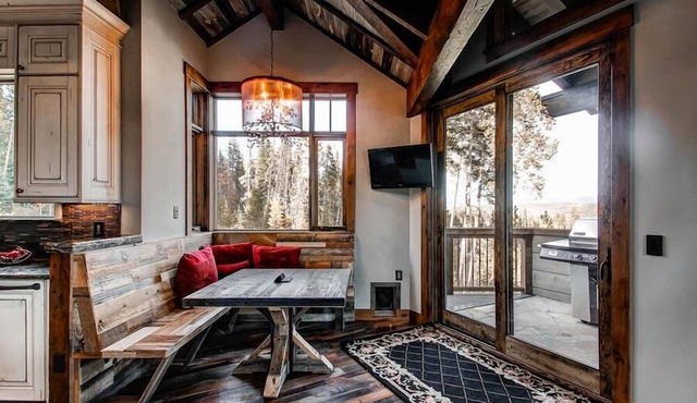 The Apex of Ski-In Ski-out Estates. Walk to Restaurants, Theater, Hot Tub, Game Tables! in Breckenridge